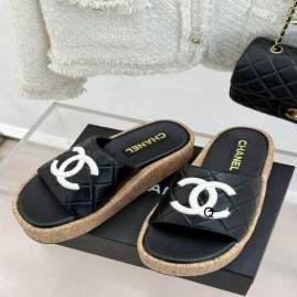 Picture of Chanel Slippers _SKUChanelsz35-40J02073207